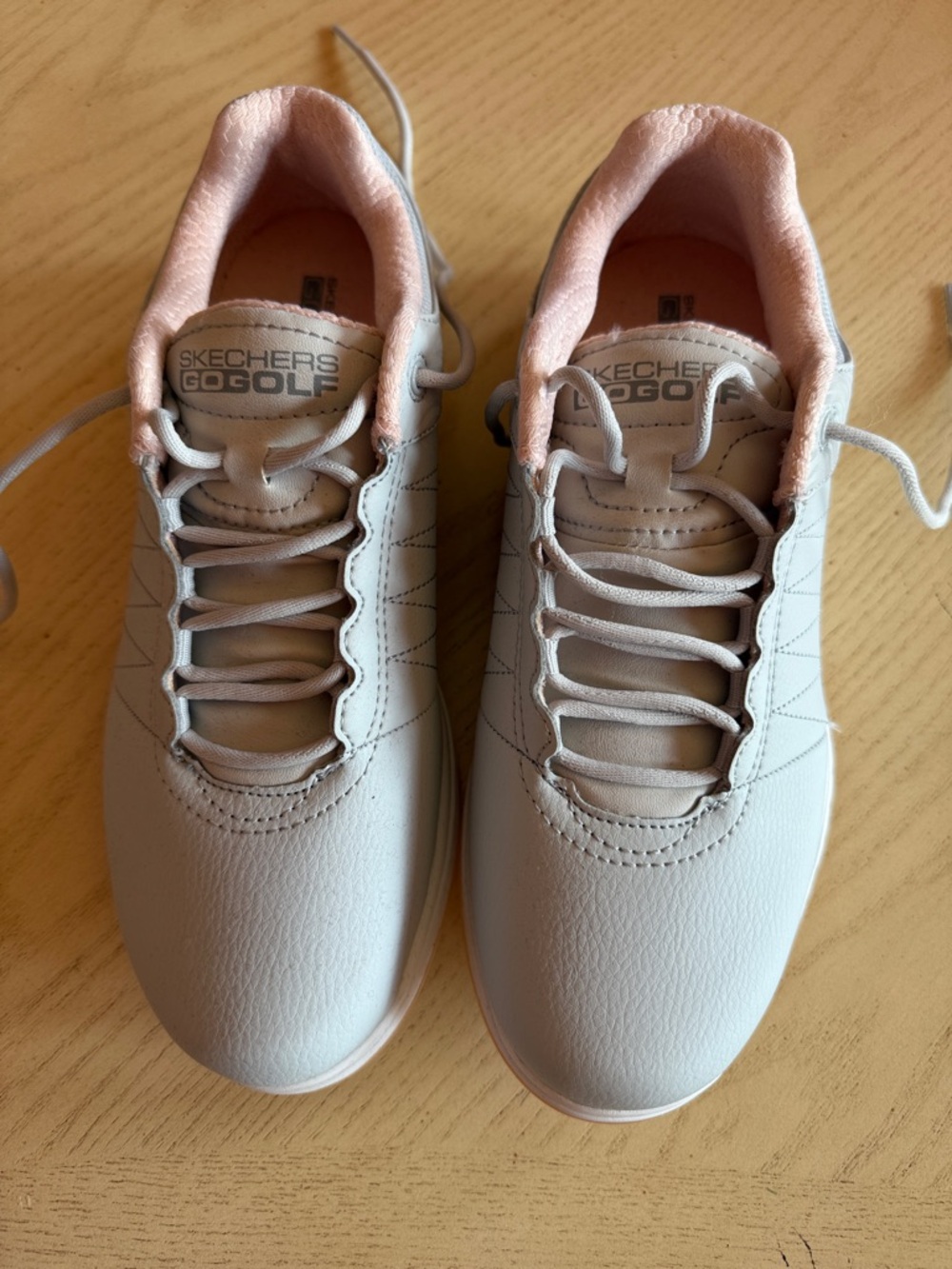 Skechers Women's Athletic Sneakers in Light Gray and Pink